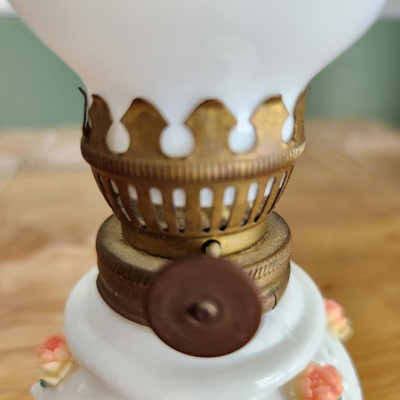 Vintage Milk Glass Oil Lamp With Petite  Pink Rose Decor Made In Japan - Picture 3 of 7